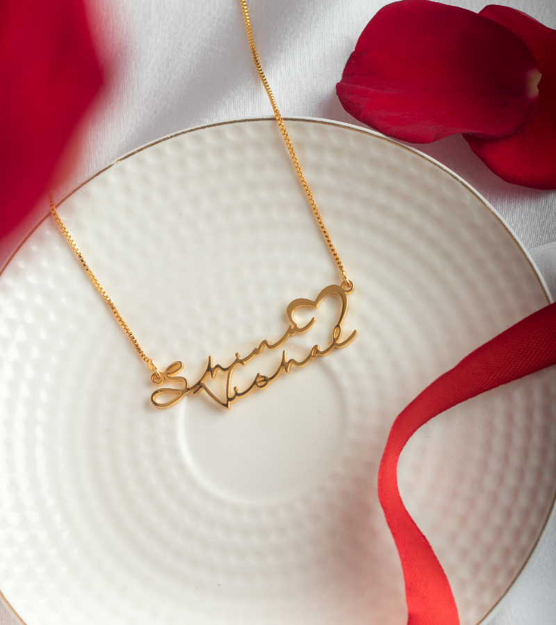 Couple name necklace