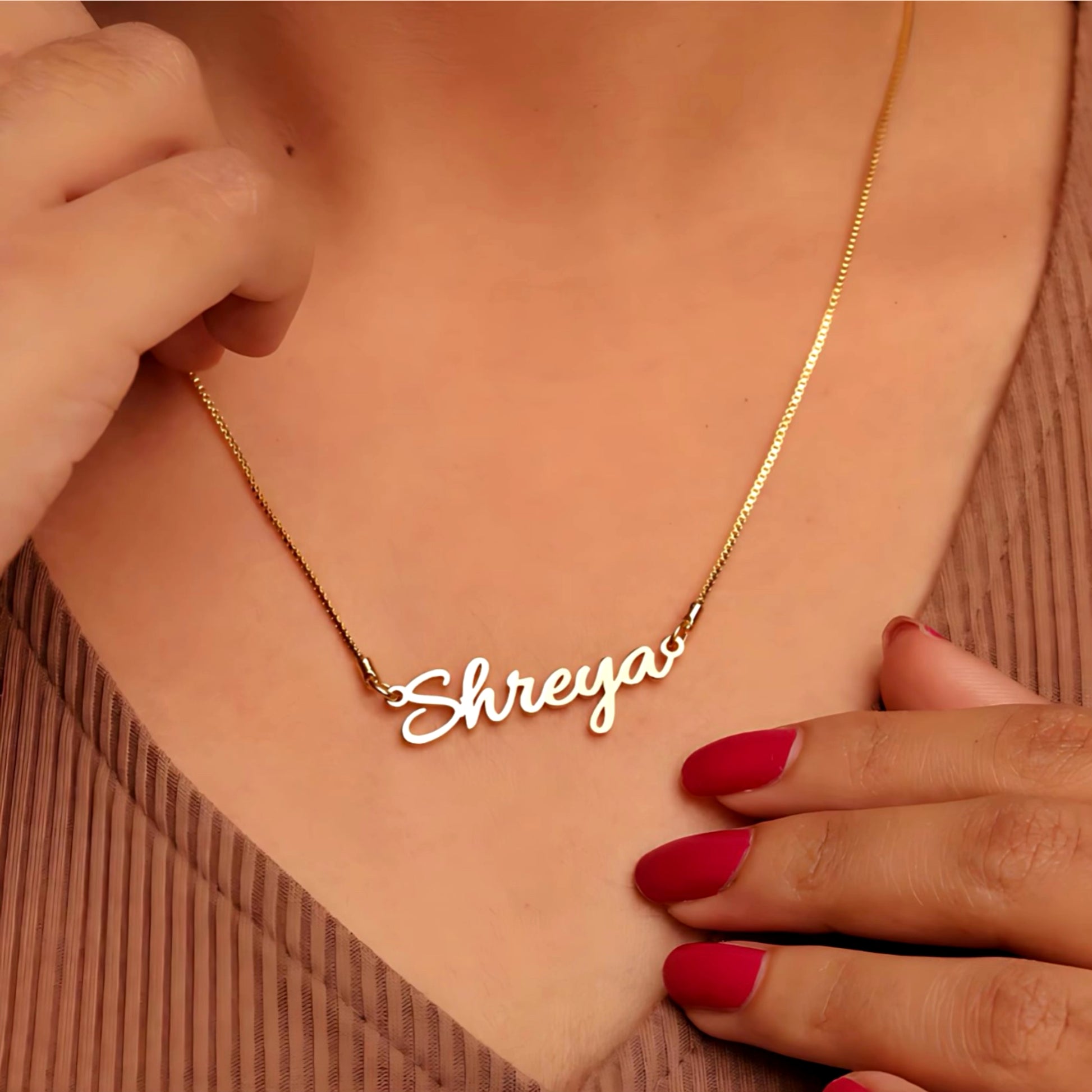 Gold Chain Shreya Locket Customised Name Chain